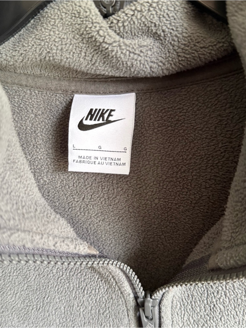 Men’s L Gray Nike Athletic Outdoor Activewear Fall Quarter Zip Fleece Pullover - Picture 5 of 7